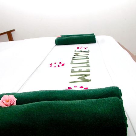 Pub Ceylon Hostel Ella Ngoại thất bức ảnh