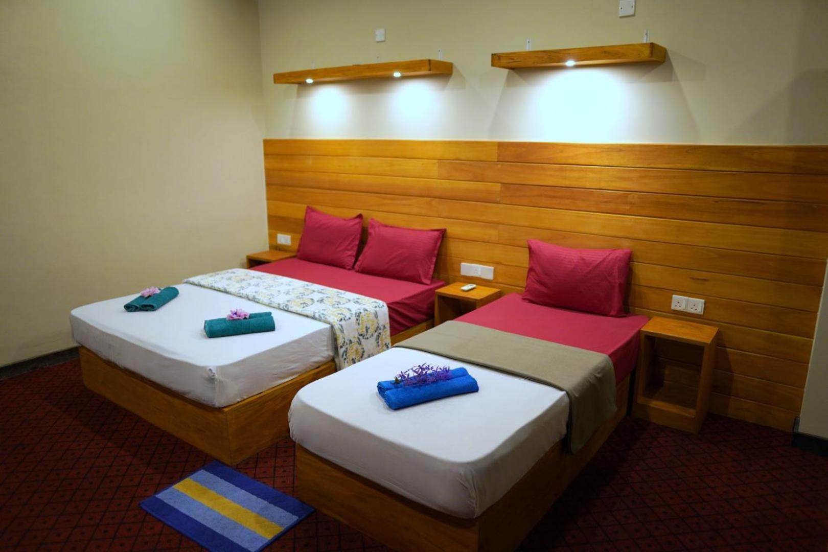 Pub Ceylon Hostel Ella Ngoại thất bức ảnh