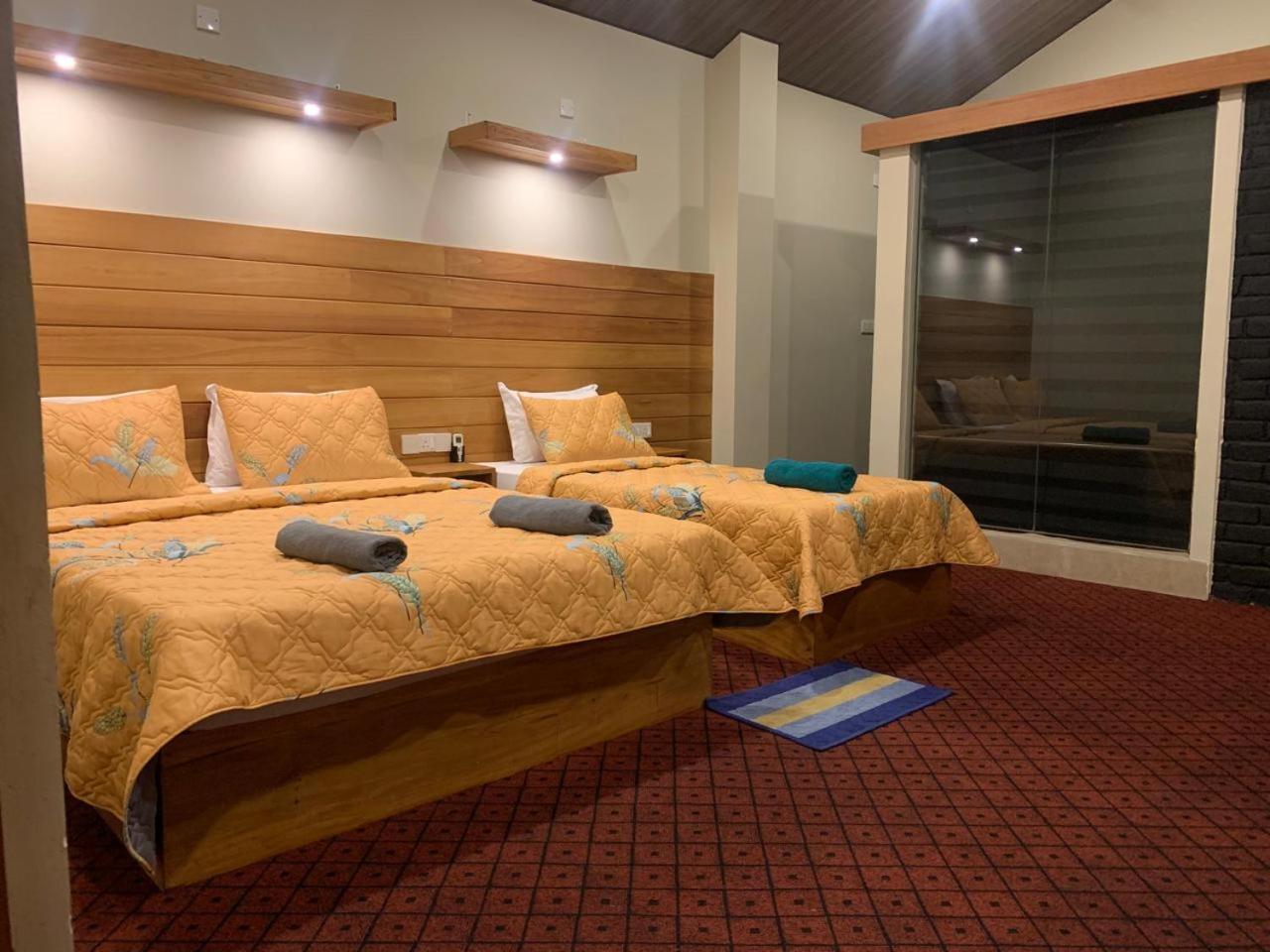 Pub Ceylon Hostel Ella Ngoại thất bức ảnh
