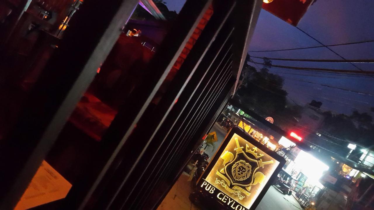 Pub Ceylon Hostel Ella Ngoại thất bức ảnh